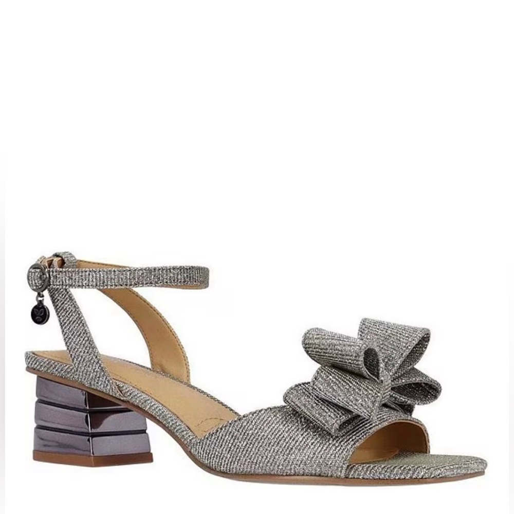 Chic Silver Heeled Sandals with Bow Accent.  Brand New!  Great price.